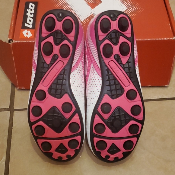 NWT girls Lotto soccer cleats - Picture 4 of 6